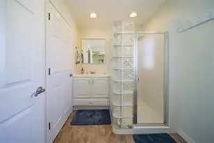 18111 1st St E, Redington Shores, FL 33708 - Photo 39