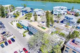 18111 1st St E, Redington Shores, FL 33708 - Photo 45