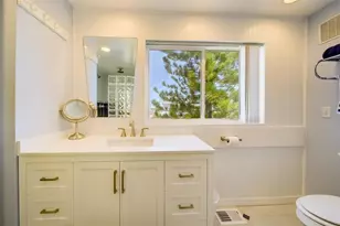 18111 1st St E, Redington Shores, FL 33708 - Photo 41