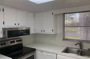 449 Jewell Ct, Belleair Bluffs, FL 33770 - Photo 3