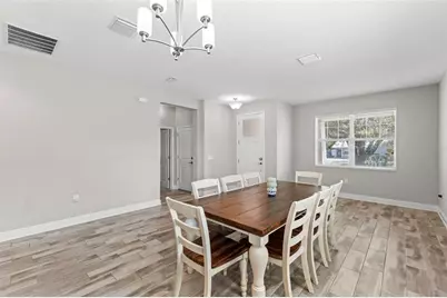 8027 27th Avenue N, Saint Petersburg, FL 33710 - Photo 9