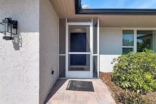 2029 Spanish Pines Dr, Dunedin, FL 34698 - Photo 5