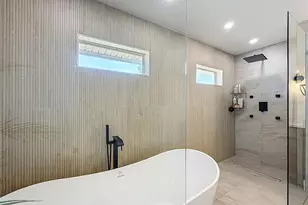 2029 Spanish Pines Dr, Dunedin, FL 34698 - Photo 21