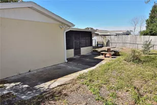 9310 Mark Twain Ln, Port Richey, FL 34668 - Photo 29