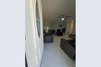 911 Maydell Drive, Tampa, FL 33619 - Photo 5