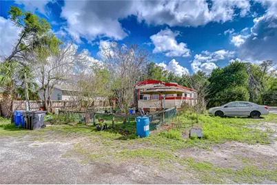 8426 Kricket Lane, Tampa, FL 33637 - Photo 9