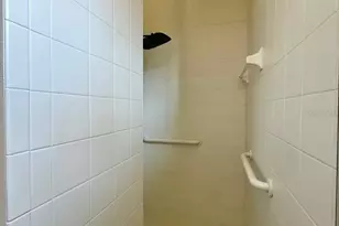 8530 Alexandra Arbor Ln, Temple Terrace, FL 33637 - Photo 19