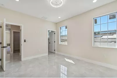 706 Lexington Boulevard, Tampa, FL 33612 - Photo 35