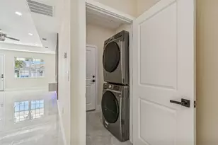 706 Lexington Blvd, Tampa, FL 33612 - Photo 31