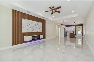 706 Lexington Boulevard, Tampa, FL 33612 - Photo 7