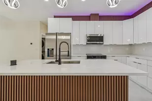 706 Lexington Blvd, Tampa, FL 33612 - Photo 13