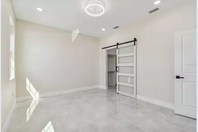 706 Lexington Boulevard, Tampa, FL 33612 - Photo 33