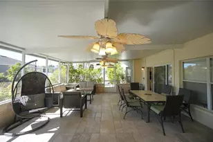 10905 Capstan Lake Dr, Riverview, FL 33579 - Photo 35