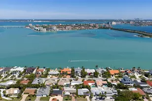 290 1st St W, Tierra Verde, FL 33715 - Photo 59