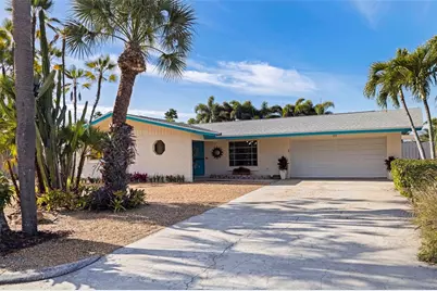 290 1st Street W, Tierra Verde, FL 33715 - Photo 3