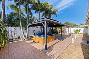 290 1st St W, Tierra Verde, FL 33715 - Photo 41