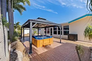 290 1st St W, Tierra Verde, FL 33715 - Photo 43