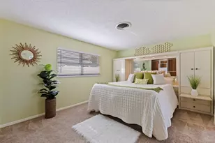 290 1st St W, Tierra Verde, FL 33715 - Photo 33