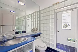 290 1st St W, Tierra Verde, FL 33715 - Photo 37