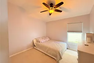 8415 Canterbury Lake Blvd, Tampa, FL 33619 - Photo 37