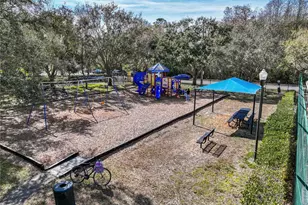 9402 Charlesberg Dr, Tampa, FL 33635 - Photo 17