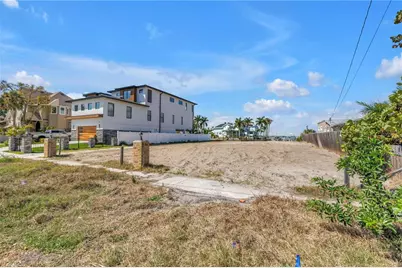 2129 Bayou Grande Boulevard NE, Saint Petersburg, FL 33703 - Photo 5