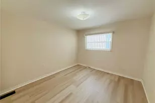 4851 W Gandy Blvd, Tampa, FL 33611 - Photo 15