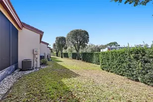 3176 Tamarind Cir, Kissimmee, FL 34747 - Photo 27