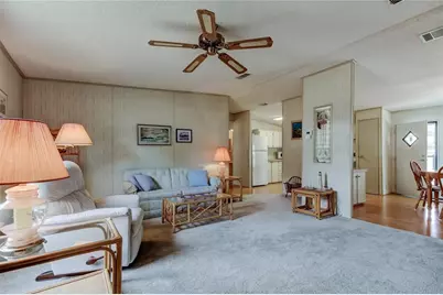 4550 Charter Street, Zephyrhills, FL 33542 - Photo 25