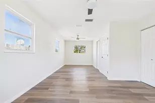 4418 W Fairview Heights, Tampa, FL 33616 - Photo 23