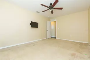 13330 Waterford Castle Dr, Dade City, FL 33525 - Photo 31