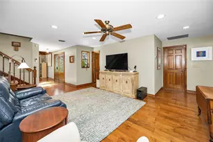 1944 Levine Ln, Clearwater, FL 33760 - Photo 11