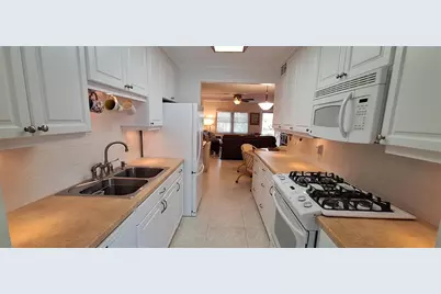 10035 63rd Avenue N #3, Saint Petersburg, FL 33708 - Photo 9