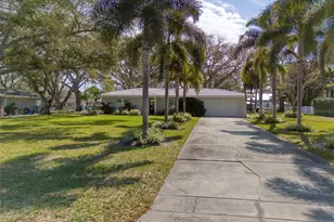 5 Shore Dr, Dunedin, FL 34698 - Photo 1