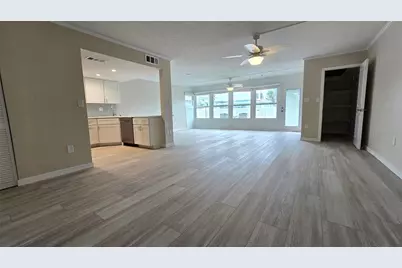 661 Poinsettia Avenue #109, Clearwater Beach, FL 33767 - Photo 3