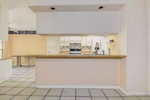 3102 Old Spring Pl, Tampa, FL 33618 - Photo 11