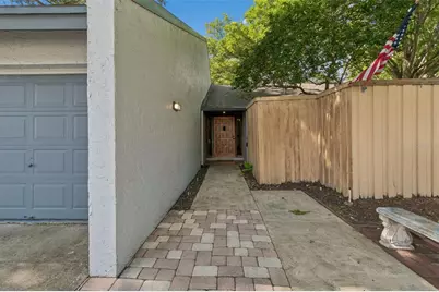 4438 Summer Oak Drive, Tampa, FL 33618 - Photo 3