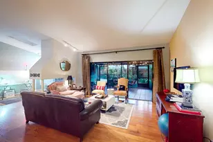 4438 Summer Oak Dr, Tampa, FL 33618 - Photo 11