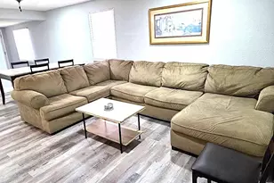 6886 49th Ave N, Saint Petersburg, FL 33709 - Photo 5