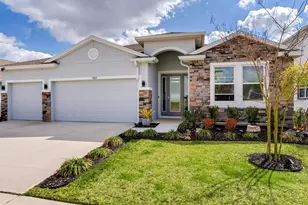 9822 Shoreline Vw Wy, Wesley Chapel, FL 33545 - Photo 1