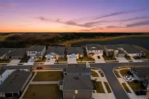 9822 Shoreline Vw Wy, Wesley Chapel, FL 33545 - Photo 33