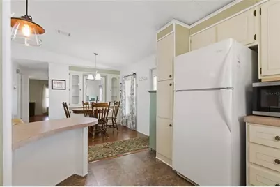5533 Regal Way, Zephyrhills, FL 33541 - Photo 9