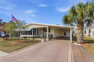 5533 Regal Way, Zephyrhills, FL 33541 - Photo 3
