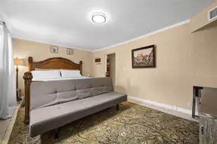 325 49th Street N, Saint Petersburg, FL 33710 - Photo 61