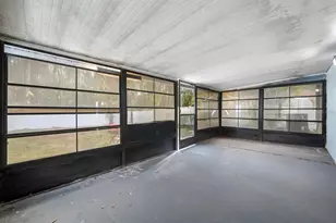 12413 Hidden Brook Dr, Tampa, FL 33624 - Photo 13