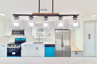 37466 Phelps Rd, Zephyrhills, FL 33541 - Photo 13