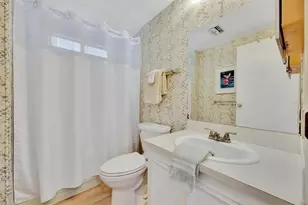 123 S St Thomas Cir, Apollo Beach, FL 33572 - Photo 17