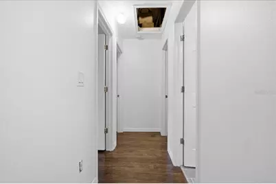 18101 Paradise Point Drive W, Tampa, FL 33647 - Photo 21