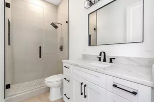 4403 43rd Street N, Saint Petersburg, FL 33714 - Photo 37