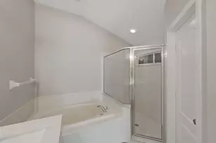 705 Straw Lake Dr, Brandon, FL 33510 - Photo 23